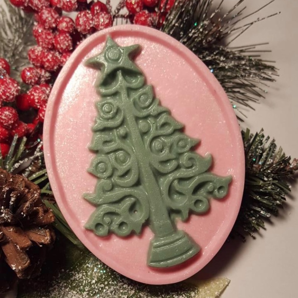 Christmas Tree Mold by Milky Way